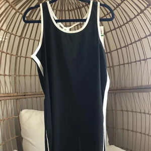 Spense black and white light weight tank